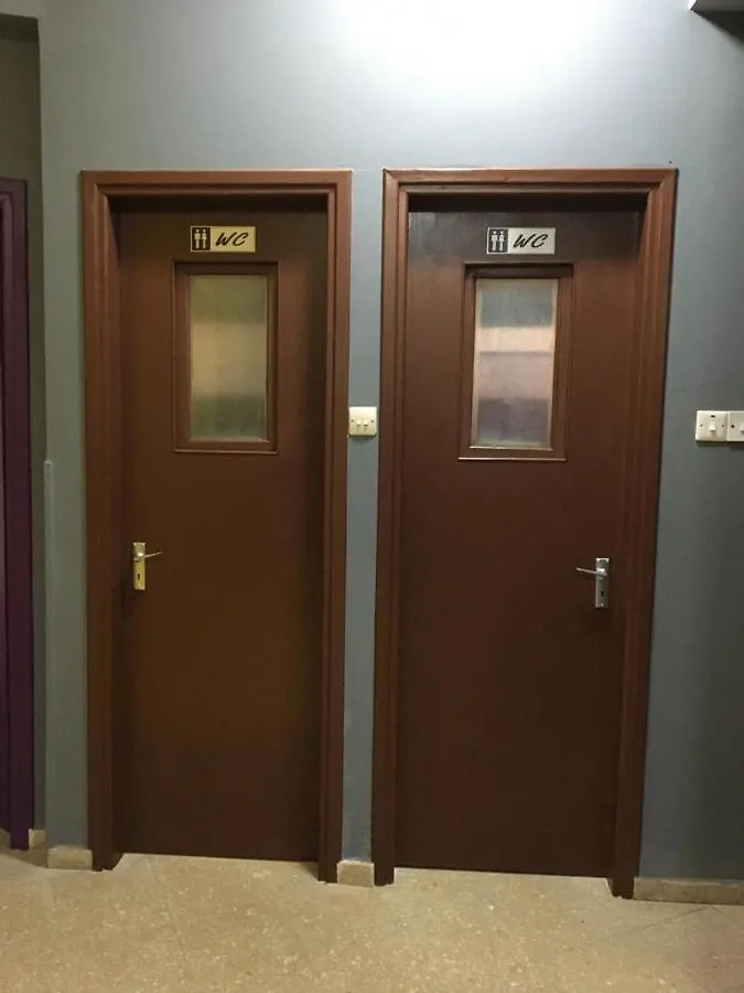 Noer Hostel Larnaca